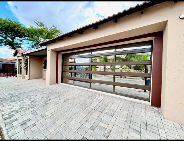 3 BEDROOM HOUSE FOR SALE IN BRITS CENTRAL